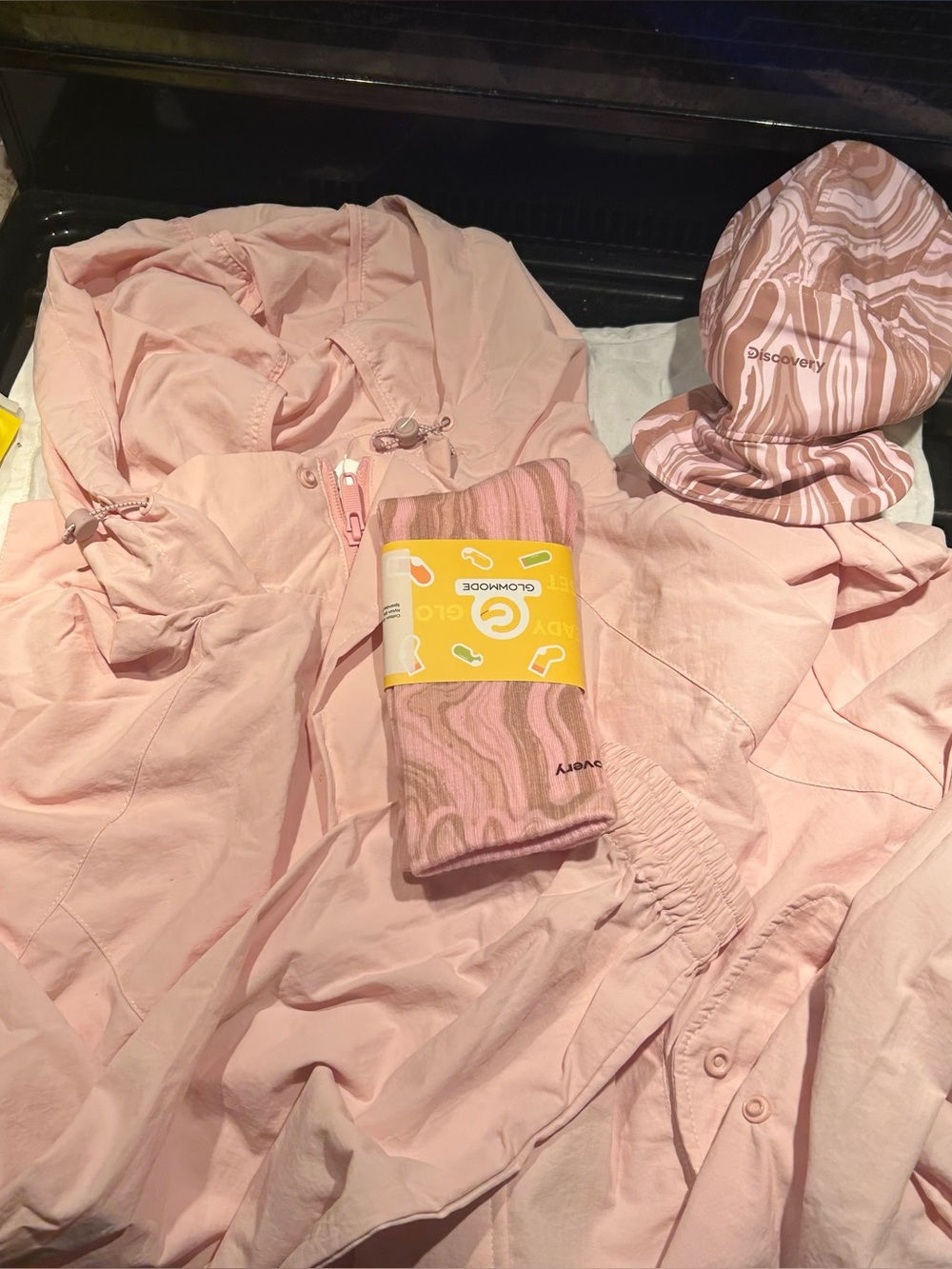 Glowmode x Discovery drawcord sun proof hooded jacket , hat , & socks